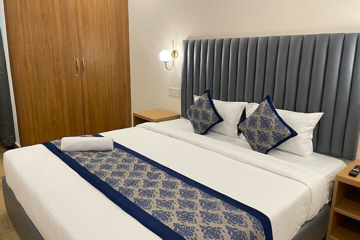 Room 16 of 48