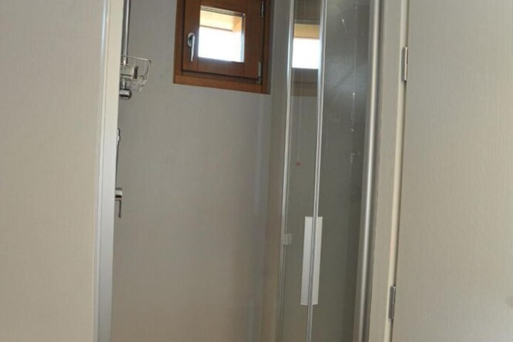 Room 47 of 61