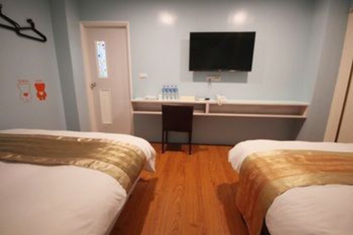 Room 22 of 30