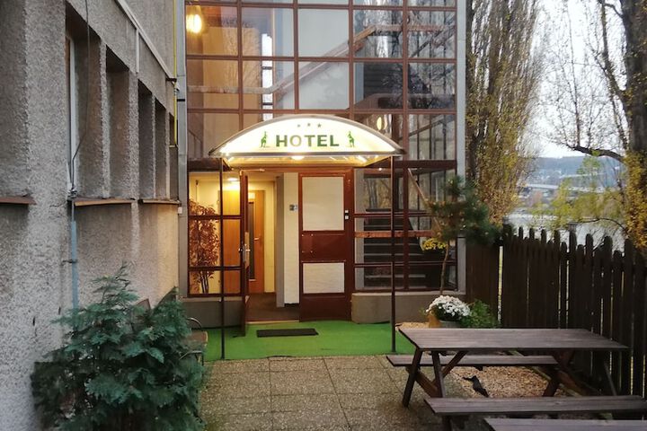 Hotel 24 of 28
