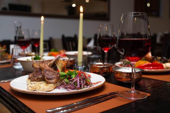 Dining 77 of 124