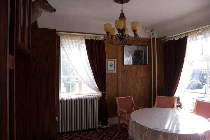Hotel Interior 10 of 33