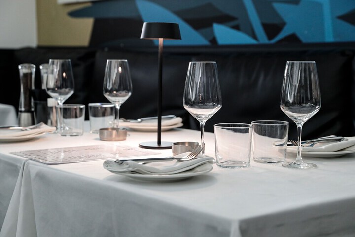 Dining 115 of 147