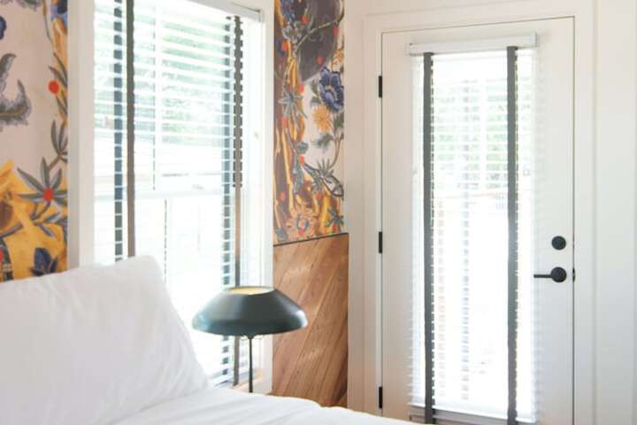 Room 27 of 58
