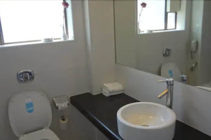 Room 16 of 21