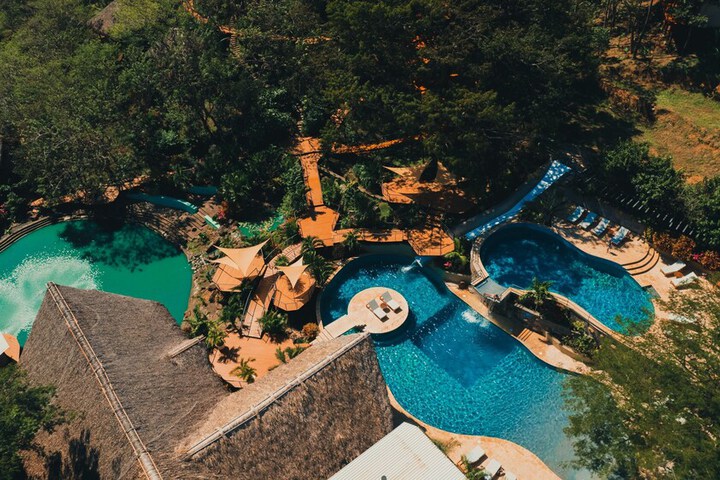 Pool 79 of 134