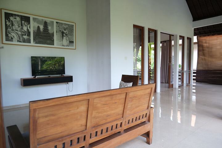 Room 20 of 53