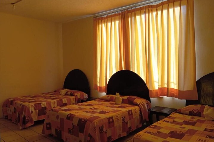 Room 8 of 13