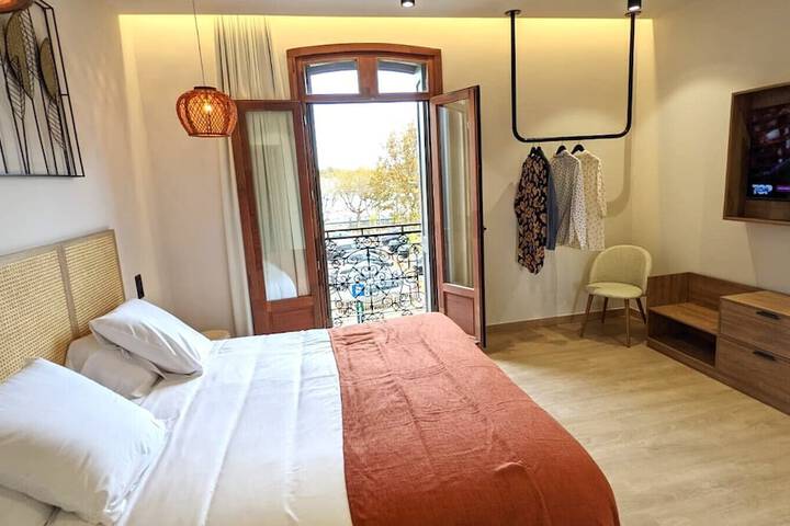 Room 8 of 73