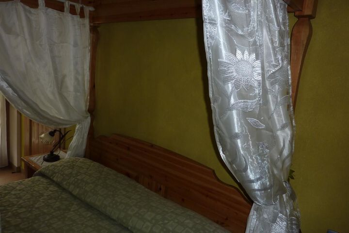 Room 49 of 52
