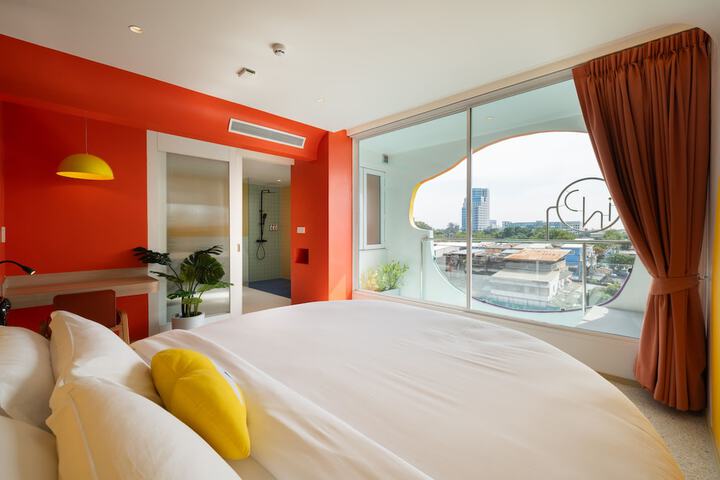 Room 57 of 135