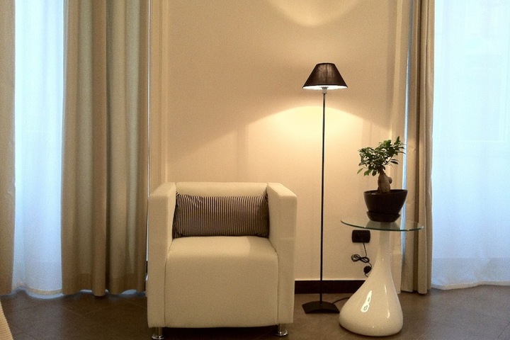 Room 13 of 30