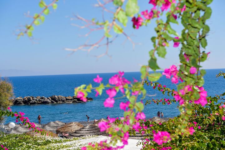Nostos Beach