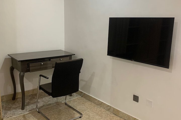 Room 17 of 23
