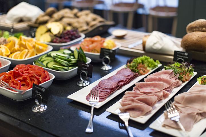 Dining 101 of 104