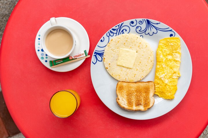 Breakfast/Coffee Service 14 of 22
