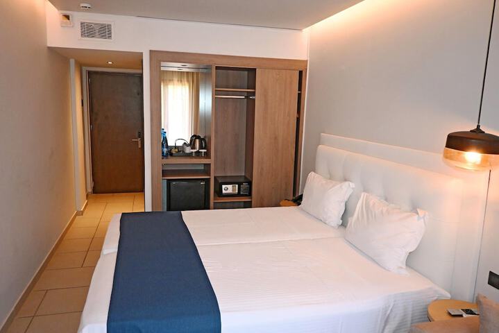Room 20 of 123