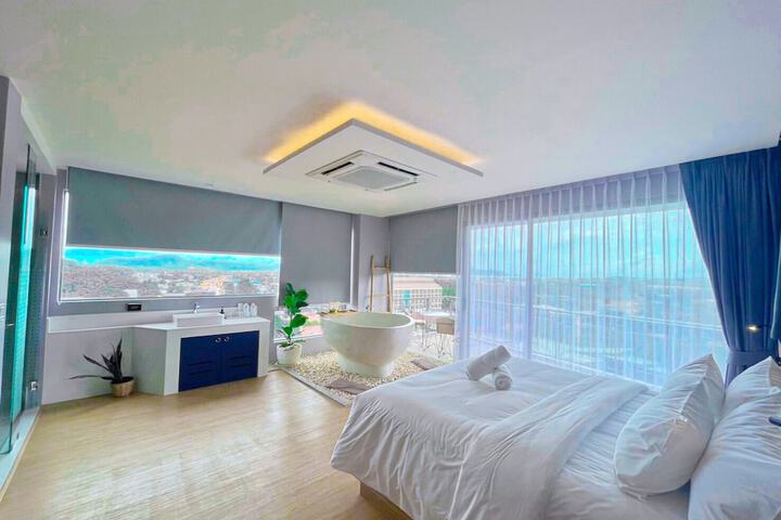 Room 34 of 336