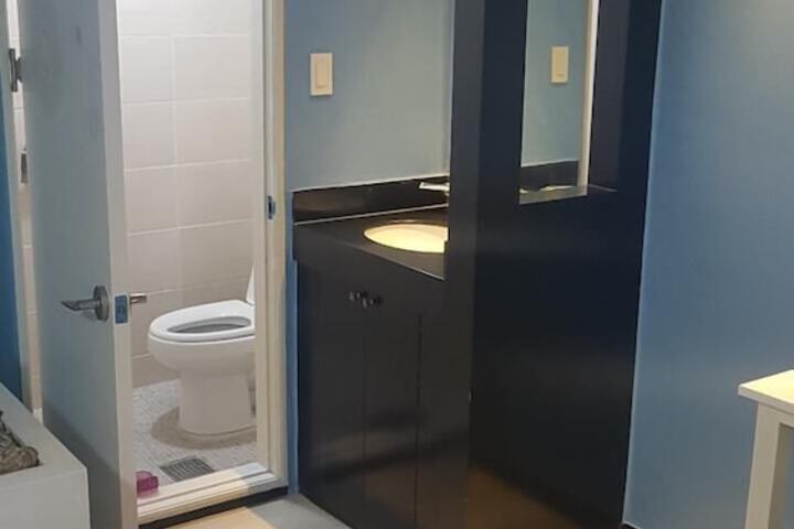 Room 3 of 11