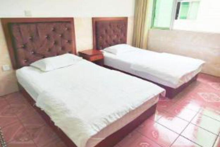 Room 5 of 5