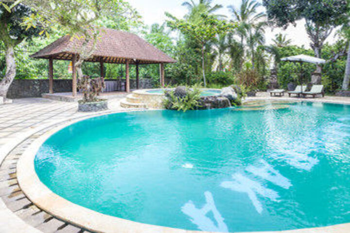 Pool 21 of 25