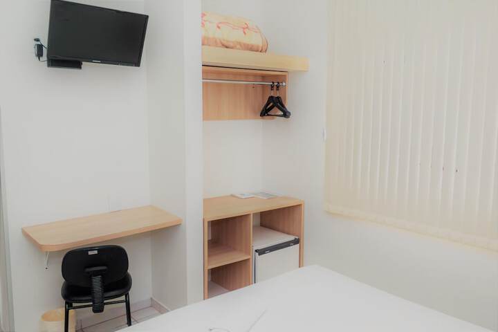 Room 14 of 63