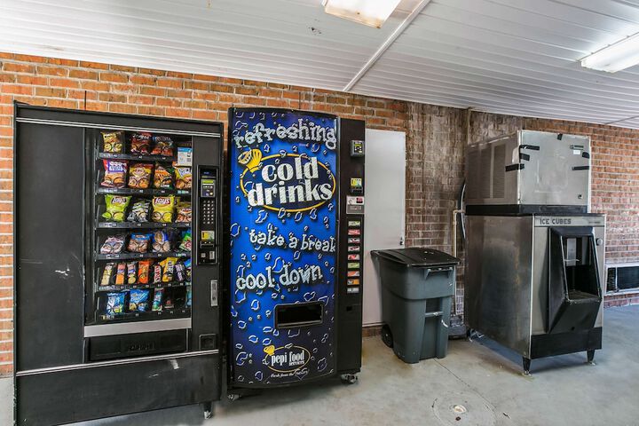 Vending machine