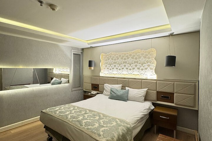 Room 11 of 46