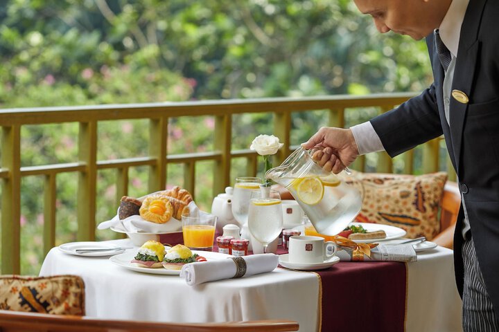 Dining Photos