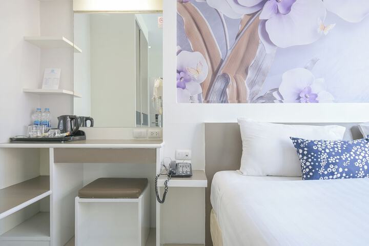 Room 15 of 60
