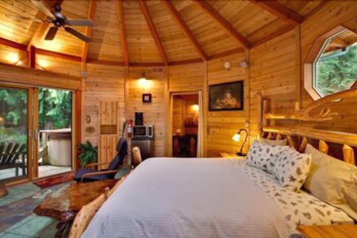 Room 14 of 21