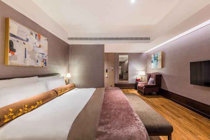 Room 58 of 208