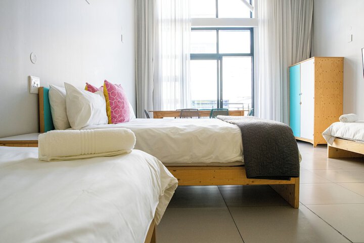 Room 107 of 148