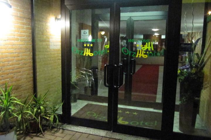 Hotel 3 of 42