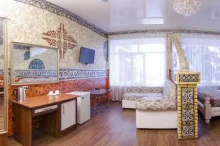 Hotel Complex Insar