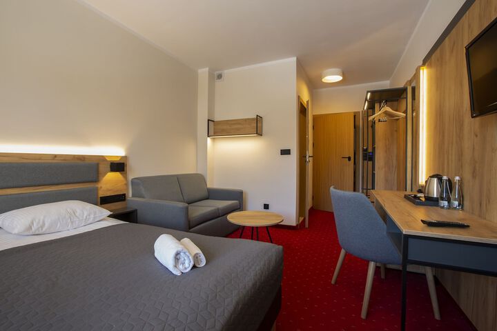 Room 14 of 49