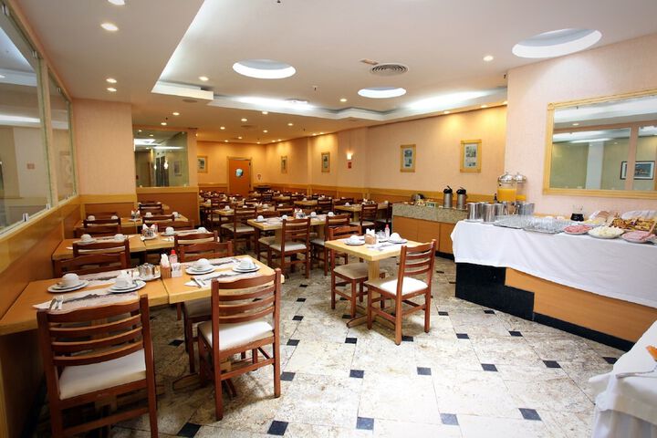 Dining 73 of 94