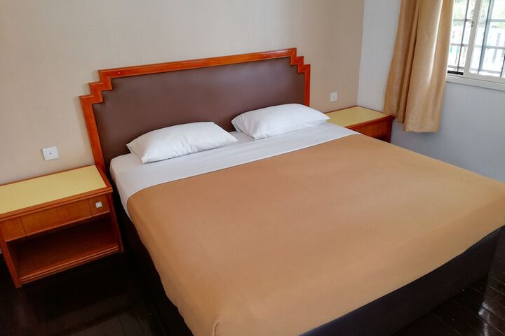 Room 10 of 58