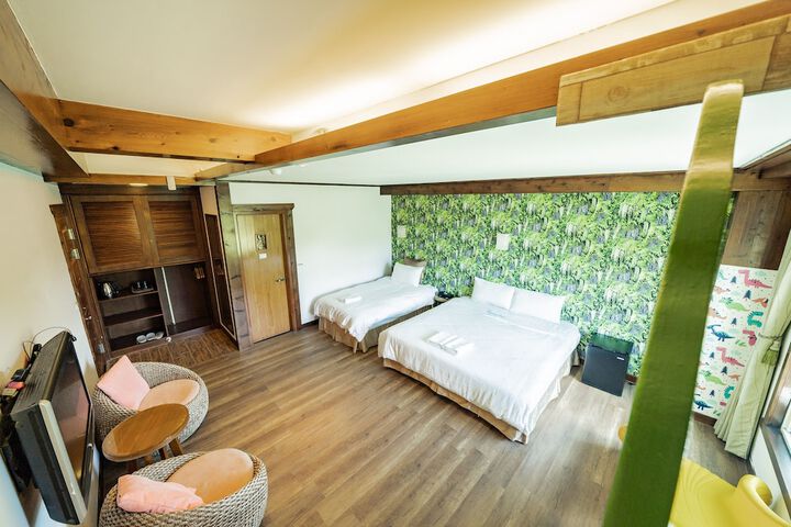 Room 38 of 146