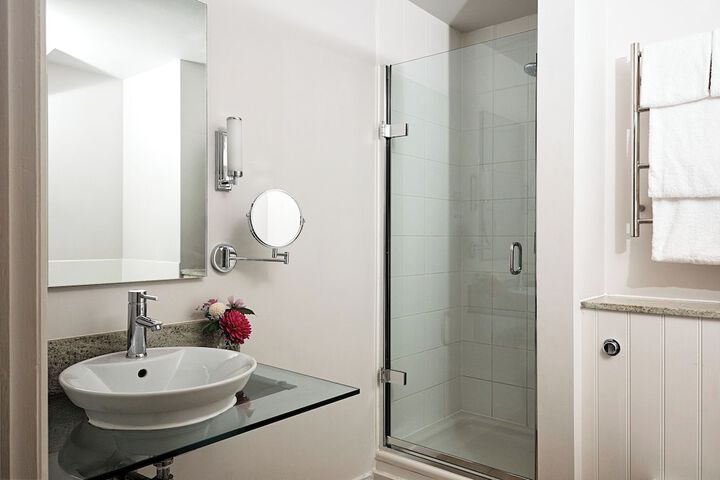 Clean Restrooms