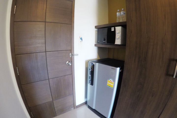 Room 15 of 33
