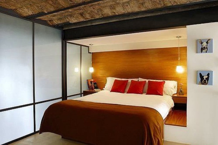 Room 15 of 34