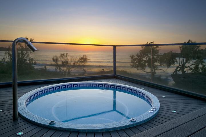 Pool 77 of 125