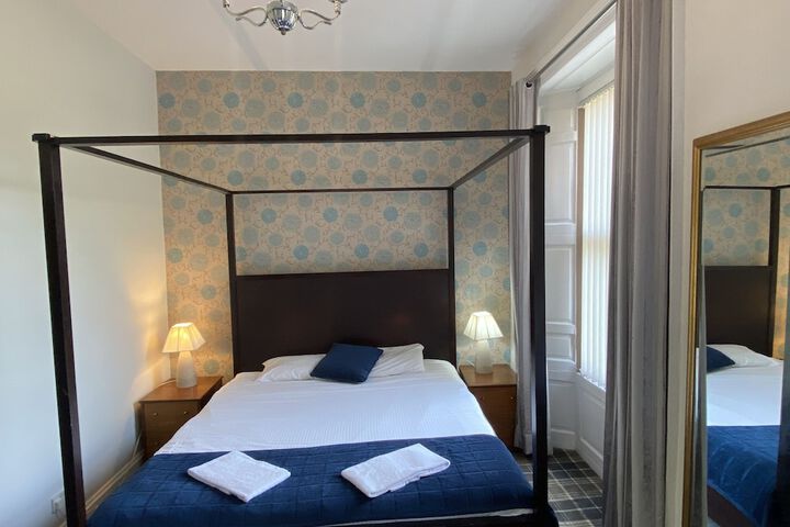 Room 34 of 72