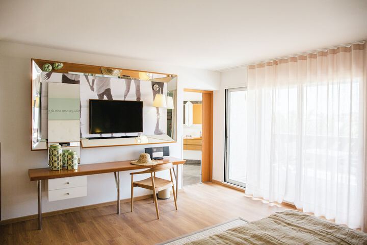Room 15 of 127