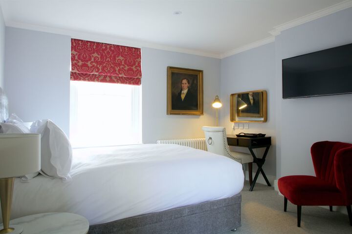 Room 4 of 49
