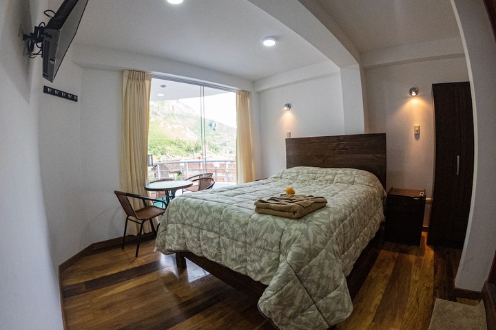 Room 32 of 71