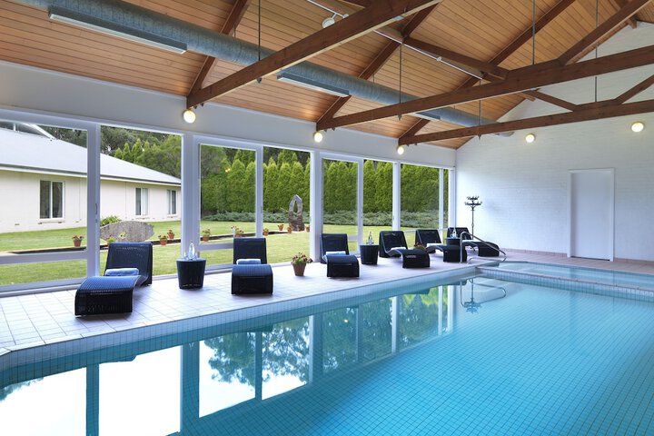 Pool 42 of 84
