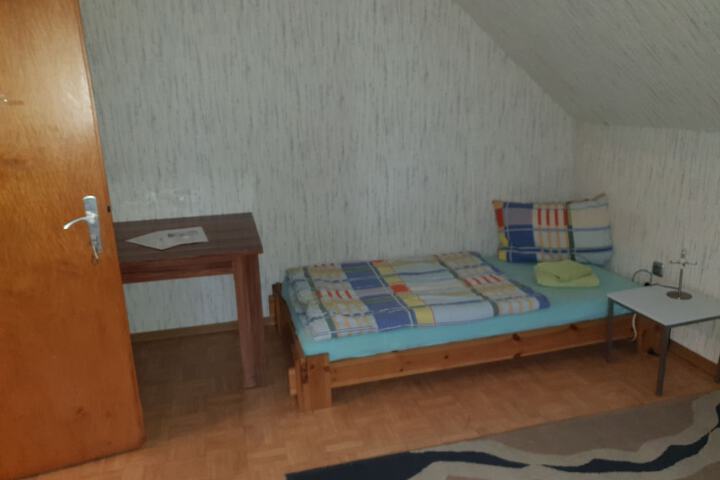 Room 7 of 15