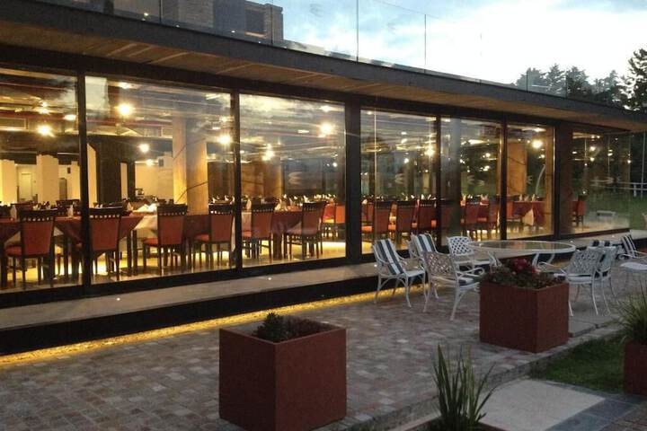 Dining Photos